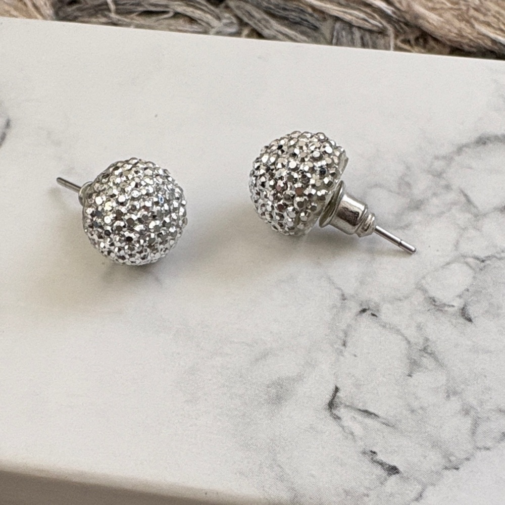 Glittering Silver Stud Earrings - Picture 3 of 4